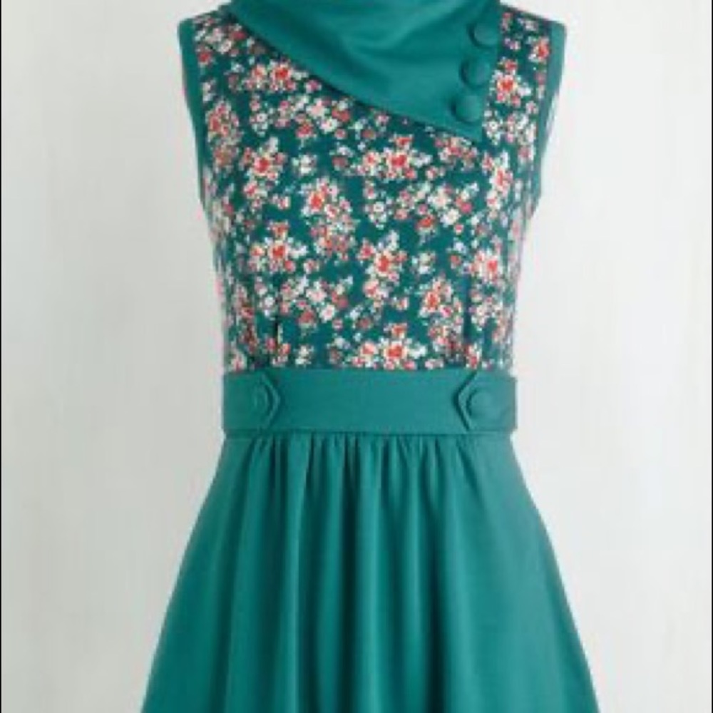 Garden Teal Coach Tour Dress